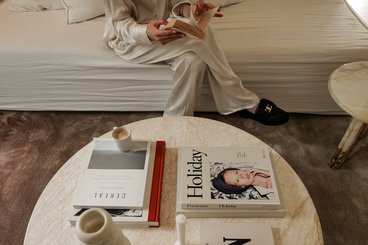 Our Holiday Reading guide – Just Adele